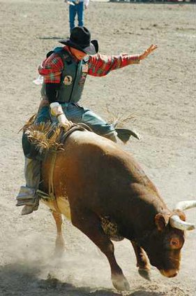 0413-GO-BULLRIDING