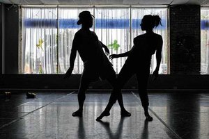 08102017 DANCE 1