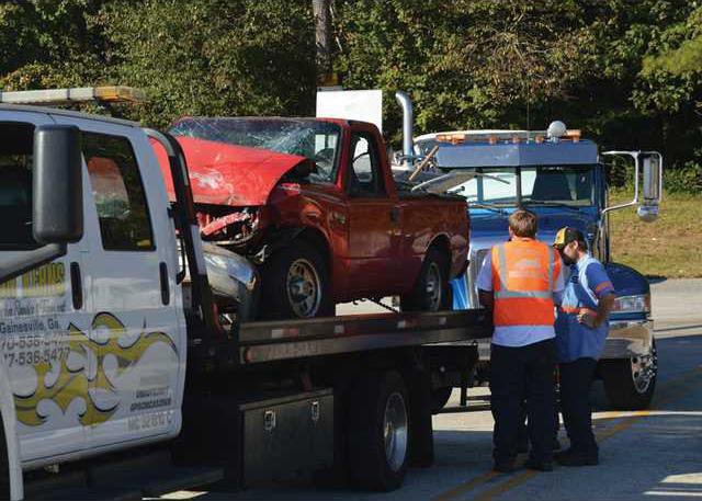 One injured in collision on Athens Highway - Gainesville Times