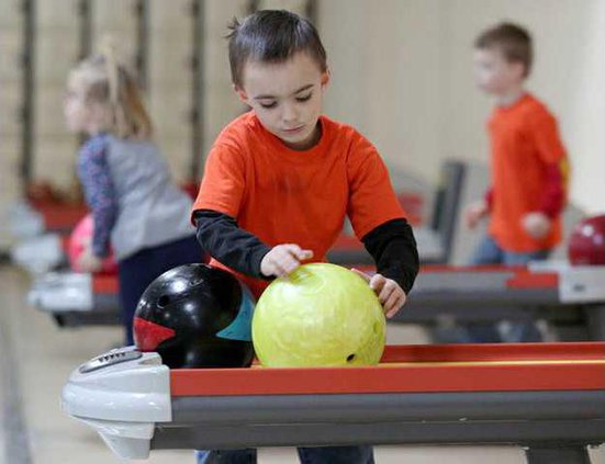 0125BOWLING 0001 
