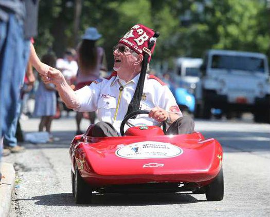 0531PARADE 0012