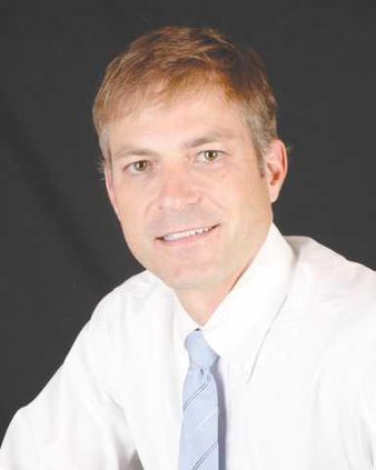 0823NEWSMAKERSbankBurkett