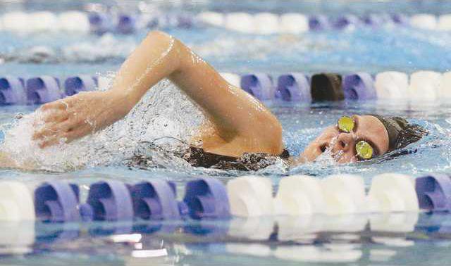 0117SWIMMING 0004