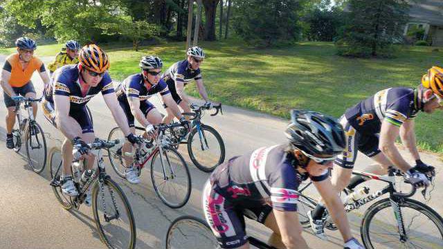 0427cyclists 2