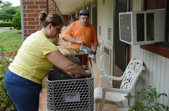 0608MEALSONWHEELS 0005