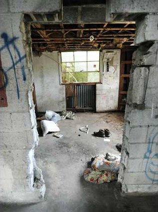 0609shelter 8