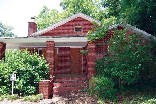 0814-GO-STEPPING-STONES-HOUSE