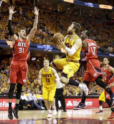 1001Hawks