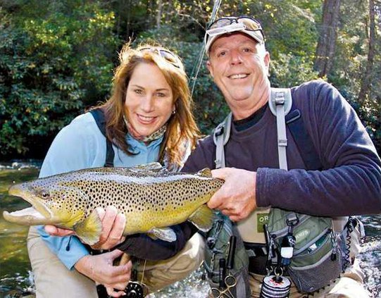 1017-GO-Soque-celebration