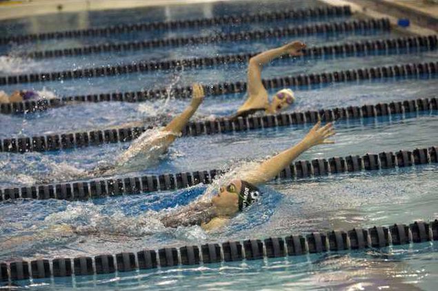 20160305 naiaswim011
