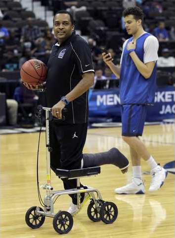 Injury thrusts Georgia State coach into NCAA spotlight ...
