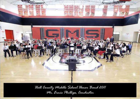 0502 SCHOOL NEWS band