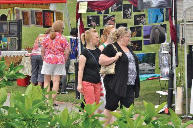 0515-GO-Suwanee-Arts-in-Park1