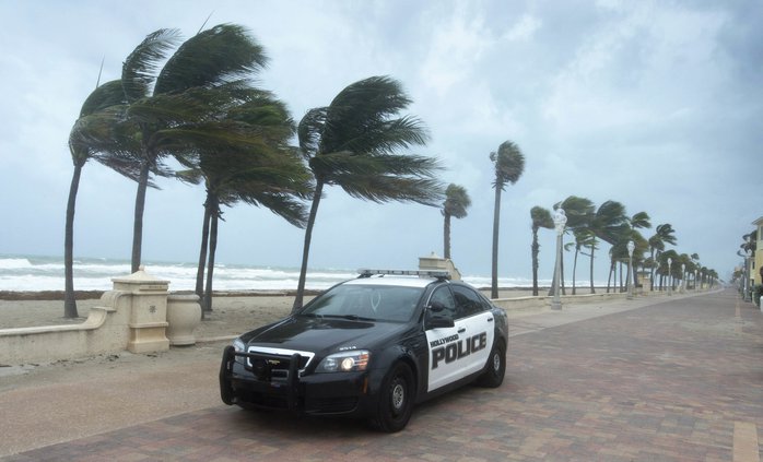 0910 HURRICANE IRMA2