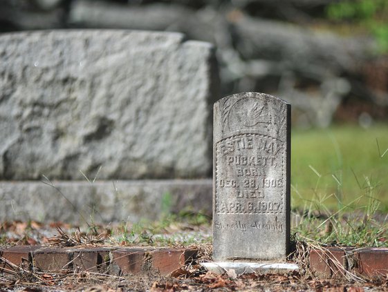 09282017 cemetery 4.jpg