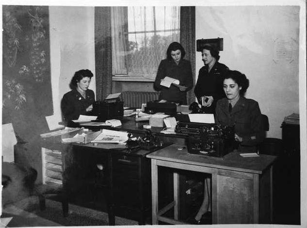 Secretary Ww2 Woman recalls time as Eisenhower secretary - Gainesville Times