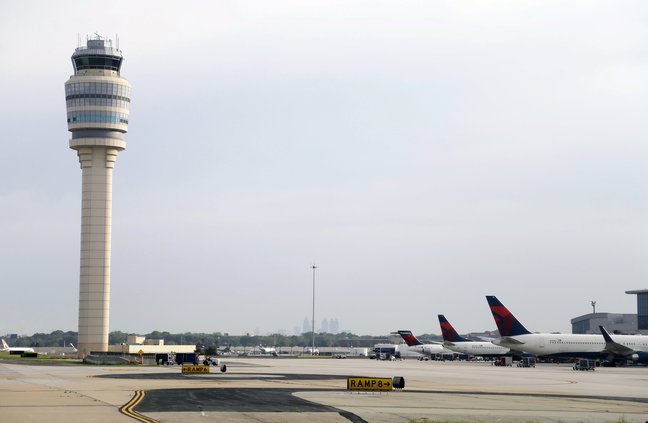 12182017 Airport Power Outage