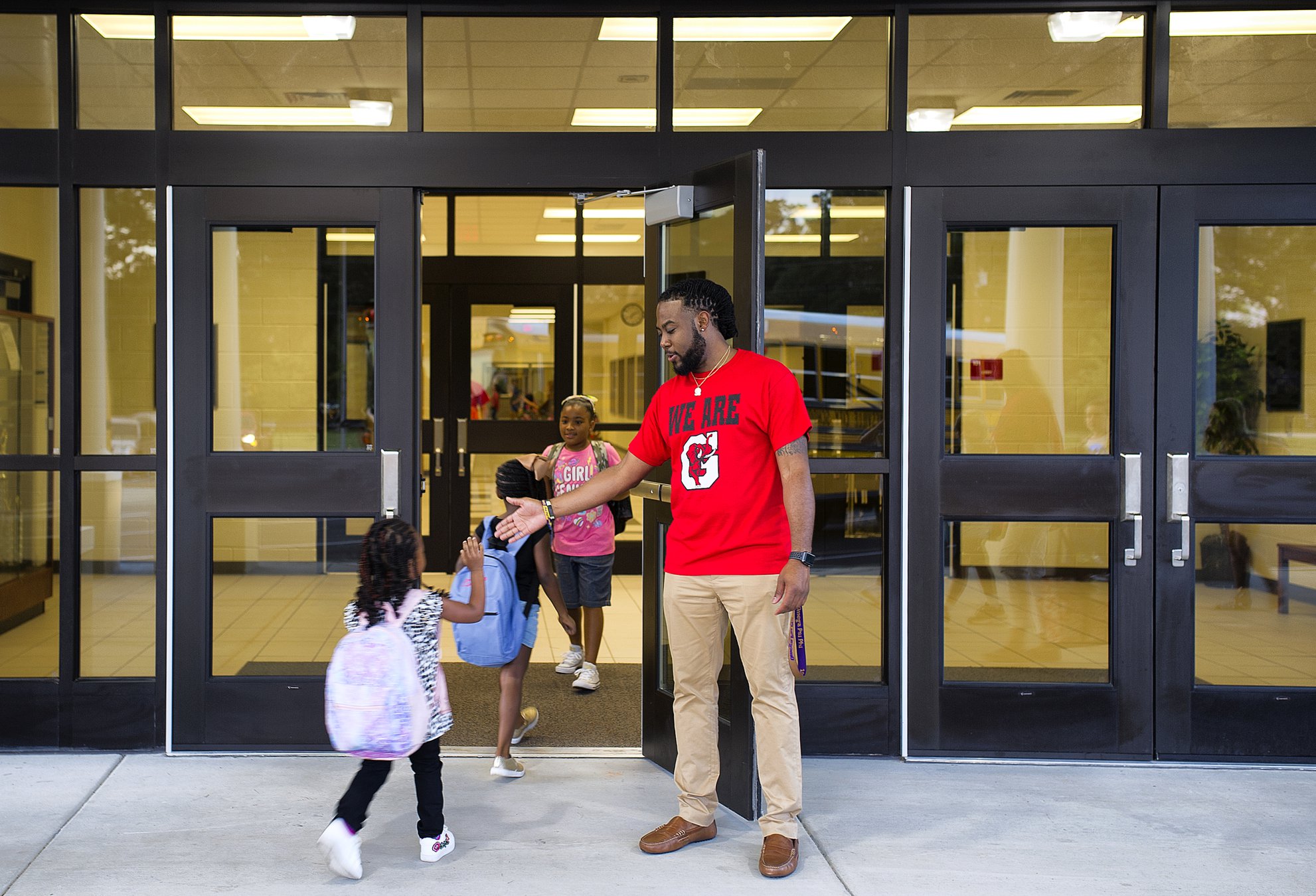 Enota elementary reopens with fanfare on Gainesville schools' first day