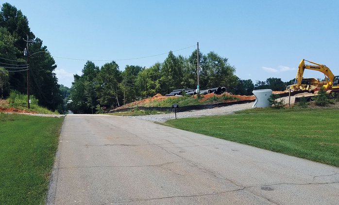 08272018 FLOWERY.jpg