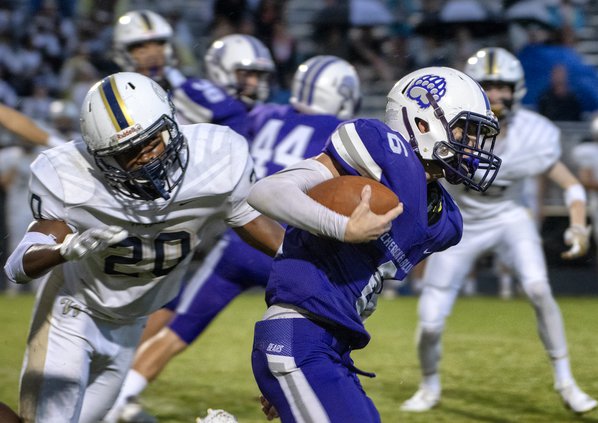 08192018 FOOTBALL 2.jpg