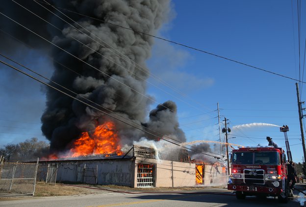 12122018 FIRE 001.JPG