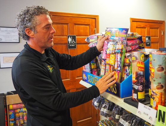 12282018 FIREWORKS 003.jpg