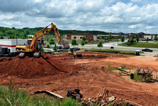 05102019 NEWHOLLAND 1.jpg