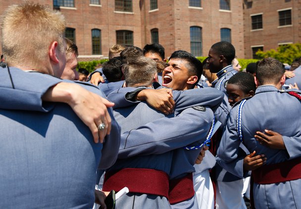 05192019 GRAD 005.jpg