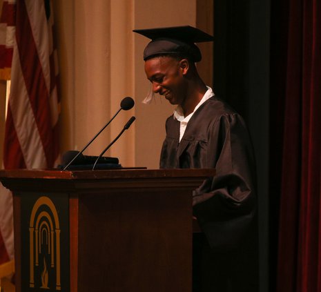 05232019 GRAD 004.jpg