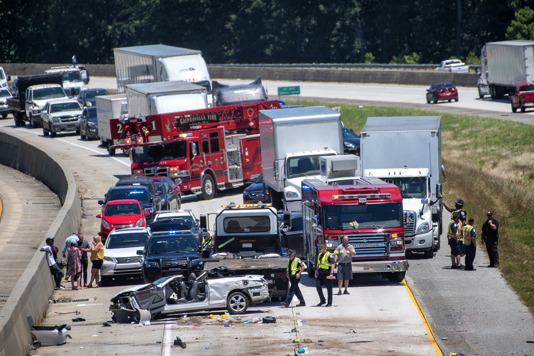 Driver in critical condition after I985 rollover wreck Gainesville Times