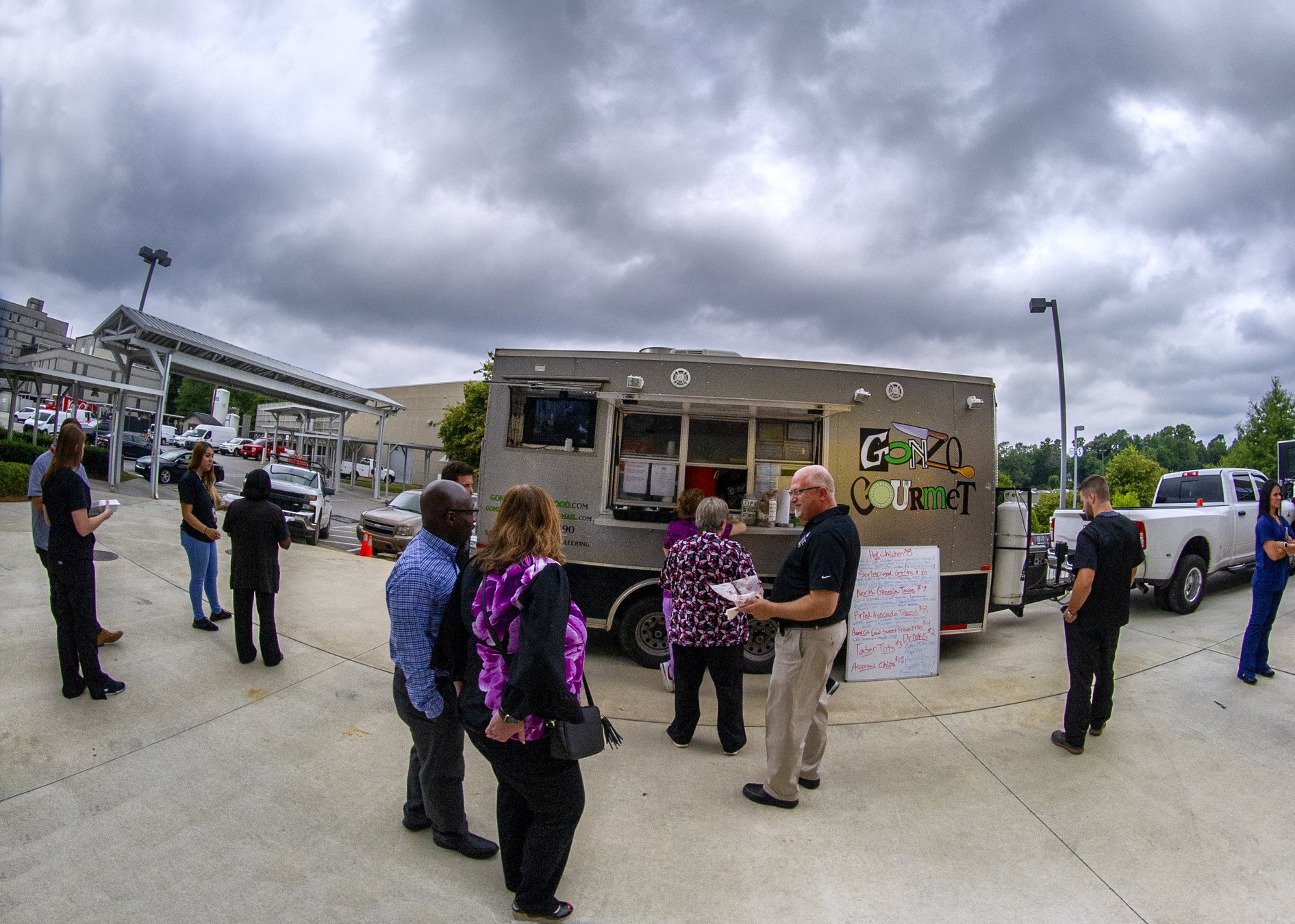 Hot chicken, shrimp and grits — here’s what’s working for one