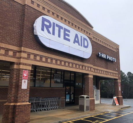 01042020 DRUGSTORE 2.jpg