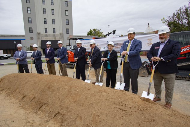 091720_Groundbreaking7.jpg
