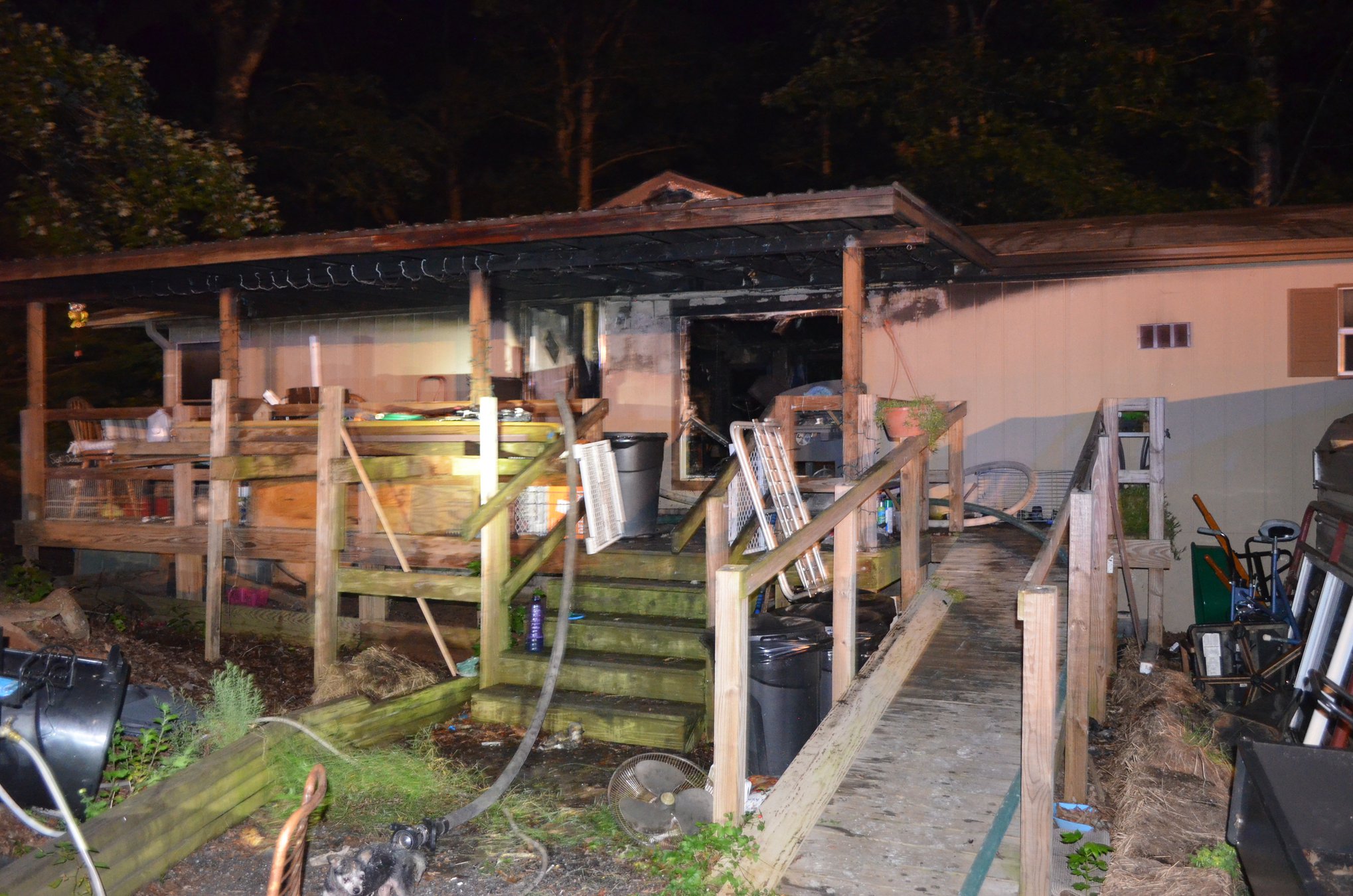 2 women killed, 1 man injured in White County house fire Gainesville