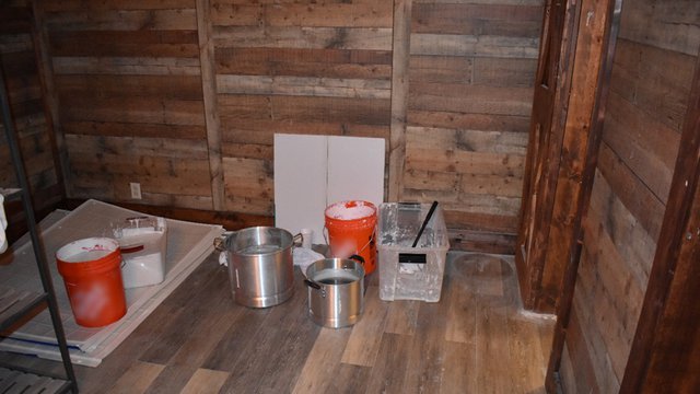 Suspects accused of using paint to traffick $6M in meth in South Hall - Vimarsana News
