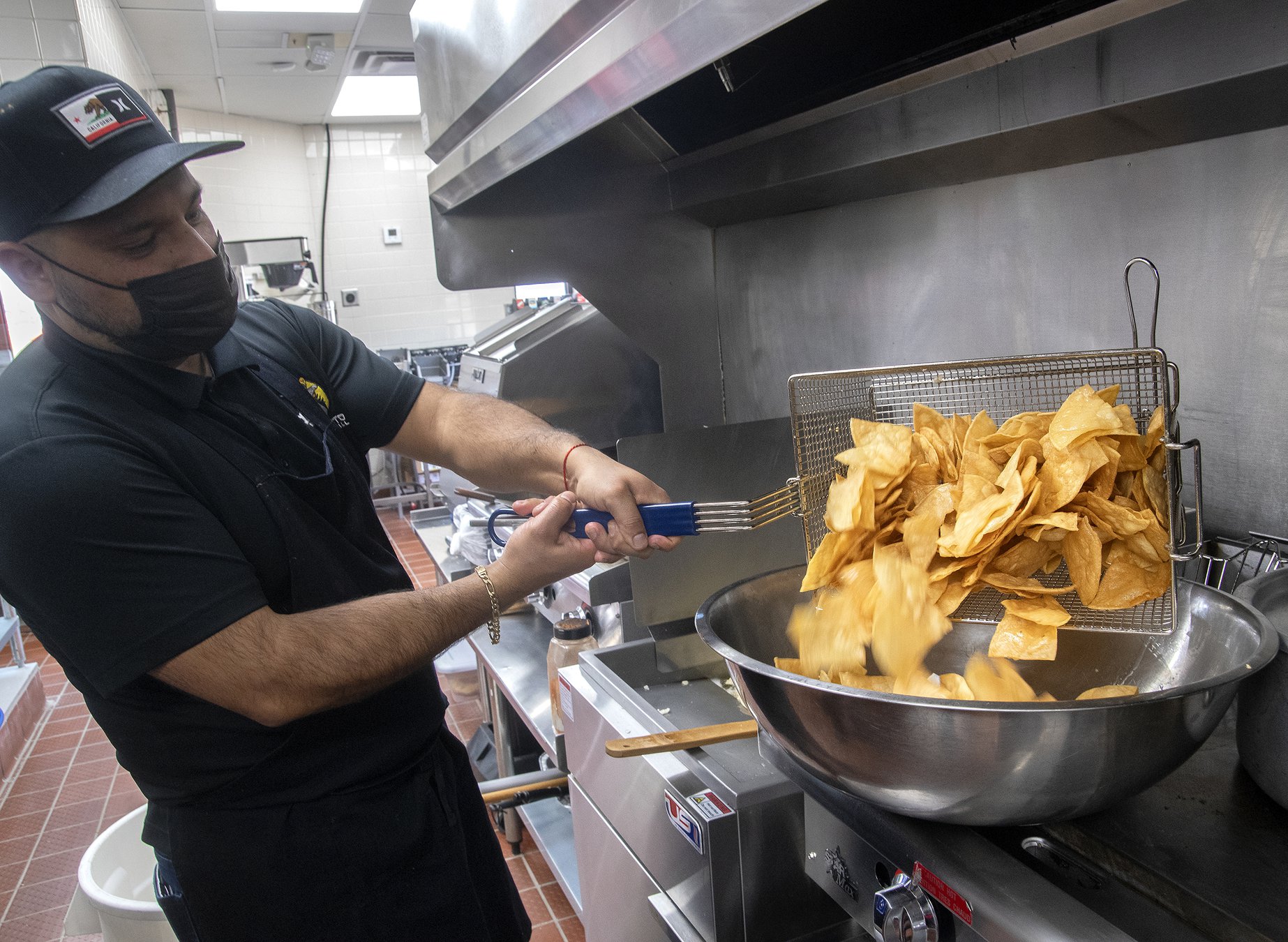 Fan of El Griton? Give this burrito place in Oakwood a try