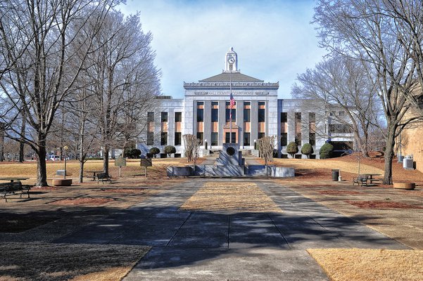 Old Courthouse 2.jpg