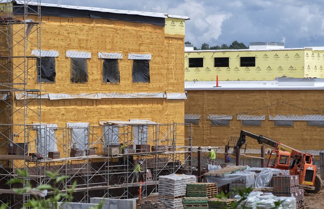 06102021 CONSTRUCTION 2.jpg