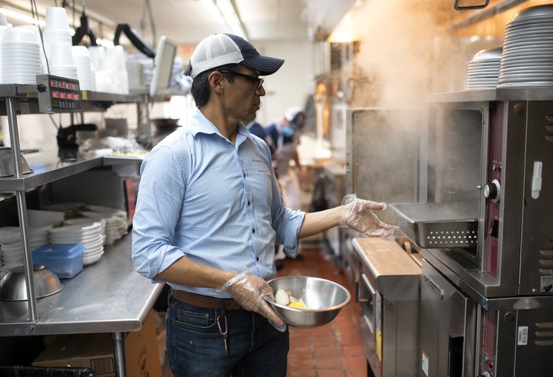 The secret to Gainesville Seafood Market and Eatery’s popular shrimp