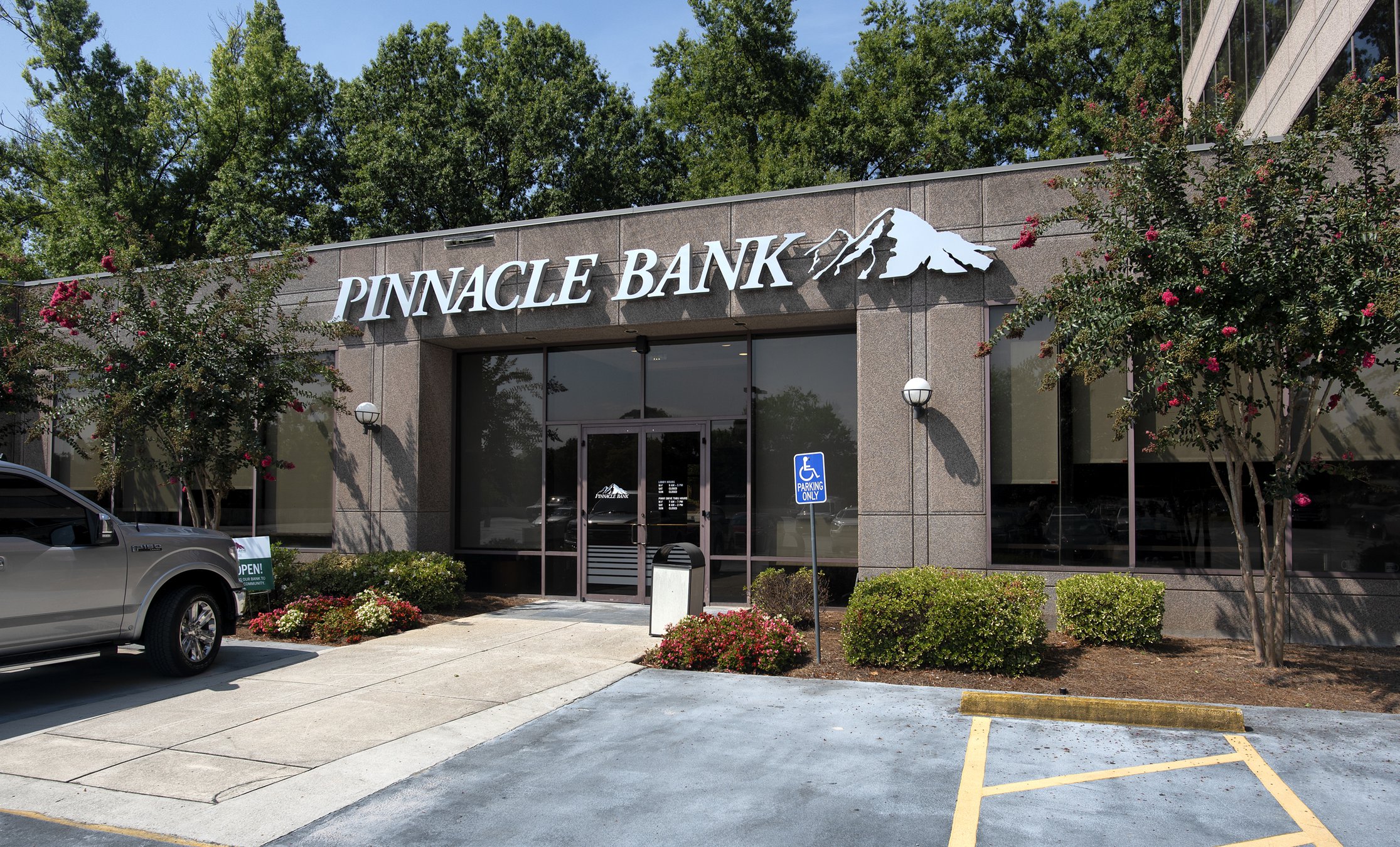 A look inside Pinnacle Bank’s offices in the old Wells Fargo building