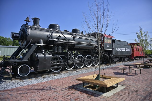 05062022 ENGINE 2.jpg