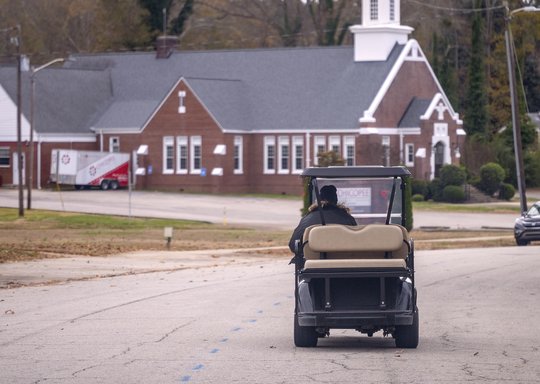 Opinion: Golf cart safety needs more attention in Gainesville