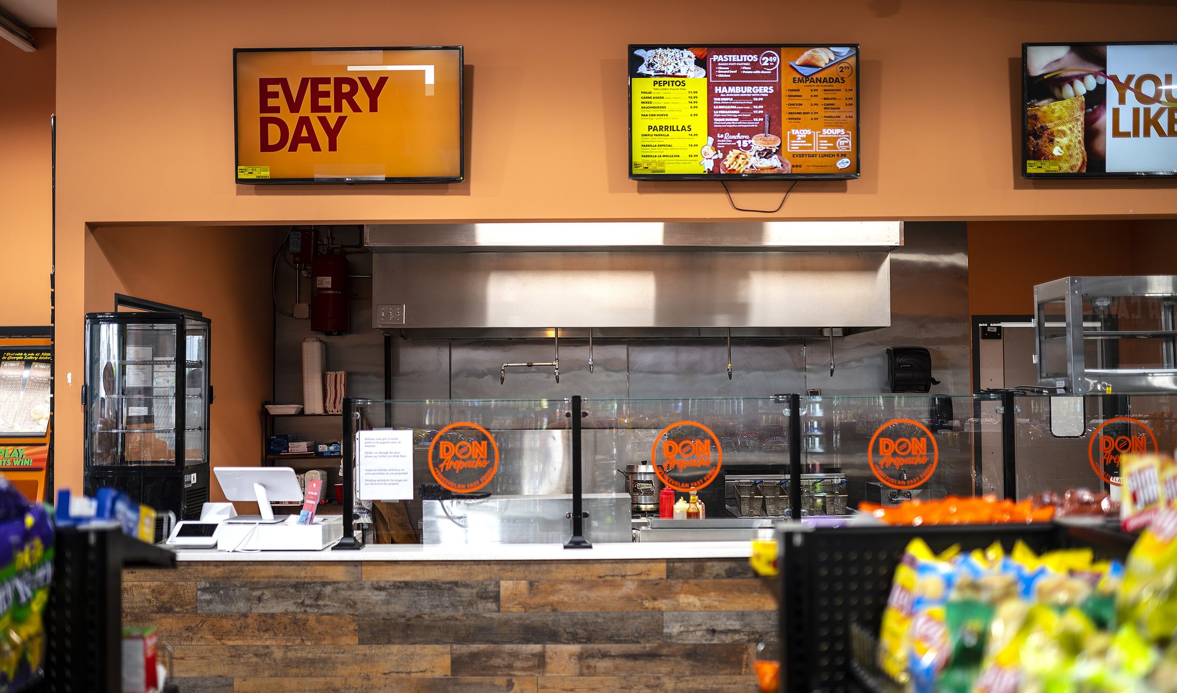 ‘The flavor that you like’ Venezuelan fast food seeks to ‘conquer the