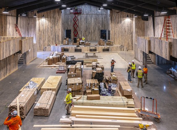 04192023 BOURBON 1.jpg