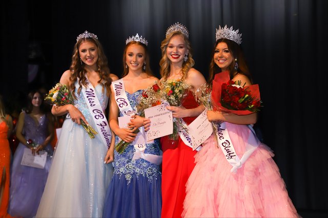 Meet the Cherokee Bluff High student who organized beauty pageant and raised over $20K for students without moms - Vimarsana News