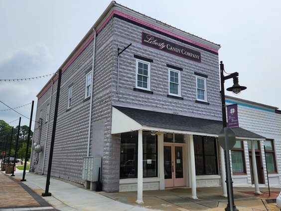 07212023 CAROLINES.jpg