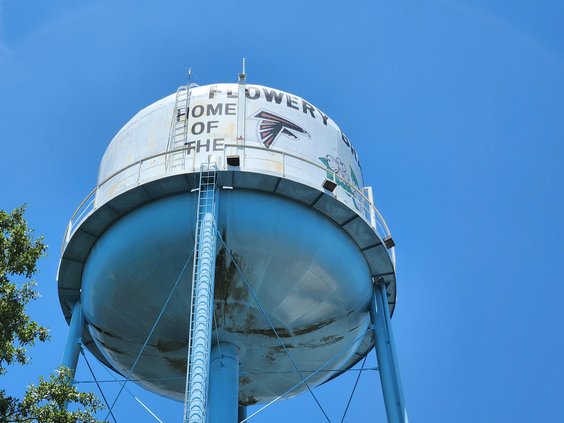 08042023 FLOWERY 1.jpg