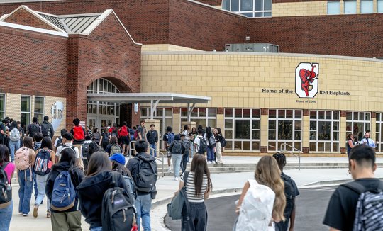 2025 SAT scores are out. Here’s how Gainesville High School did