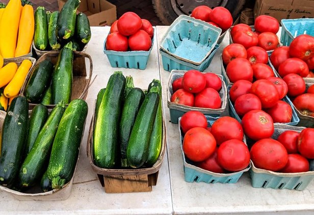 winter farmers market