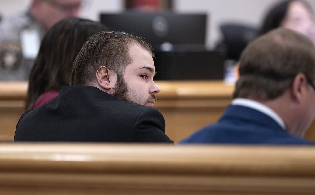 Trial to begin this week for former substitute teacher accused of